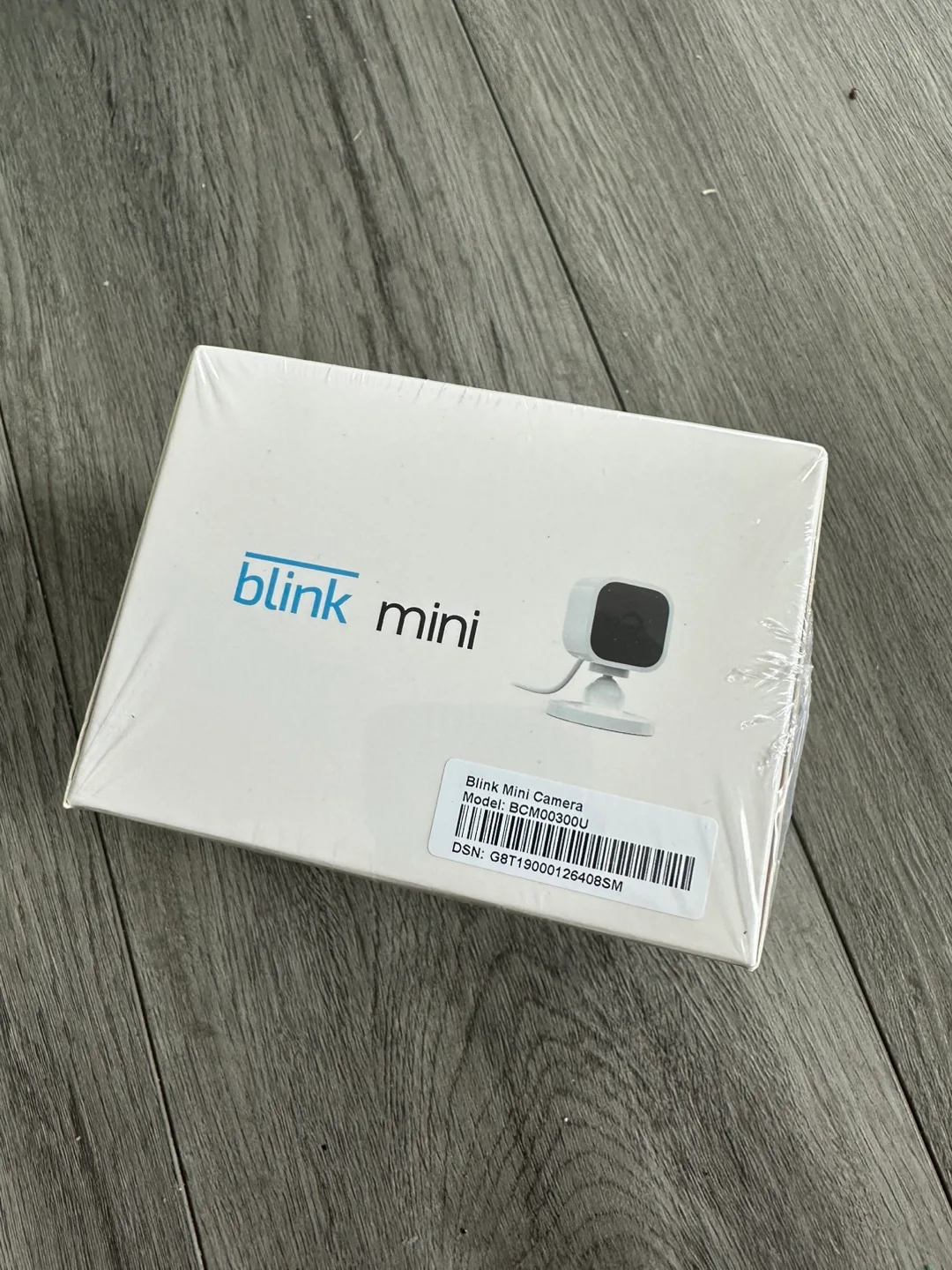 Brand New Blink Mini Smart Security Camera image indicator(2)