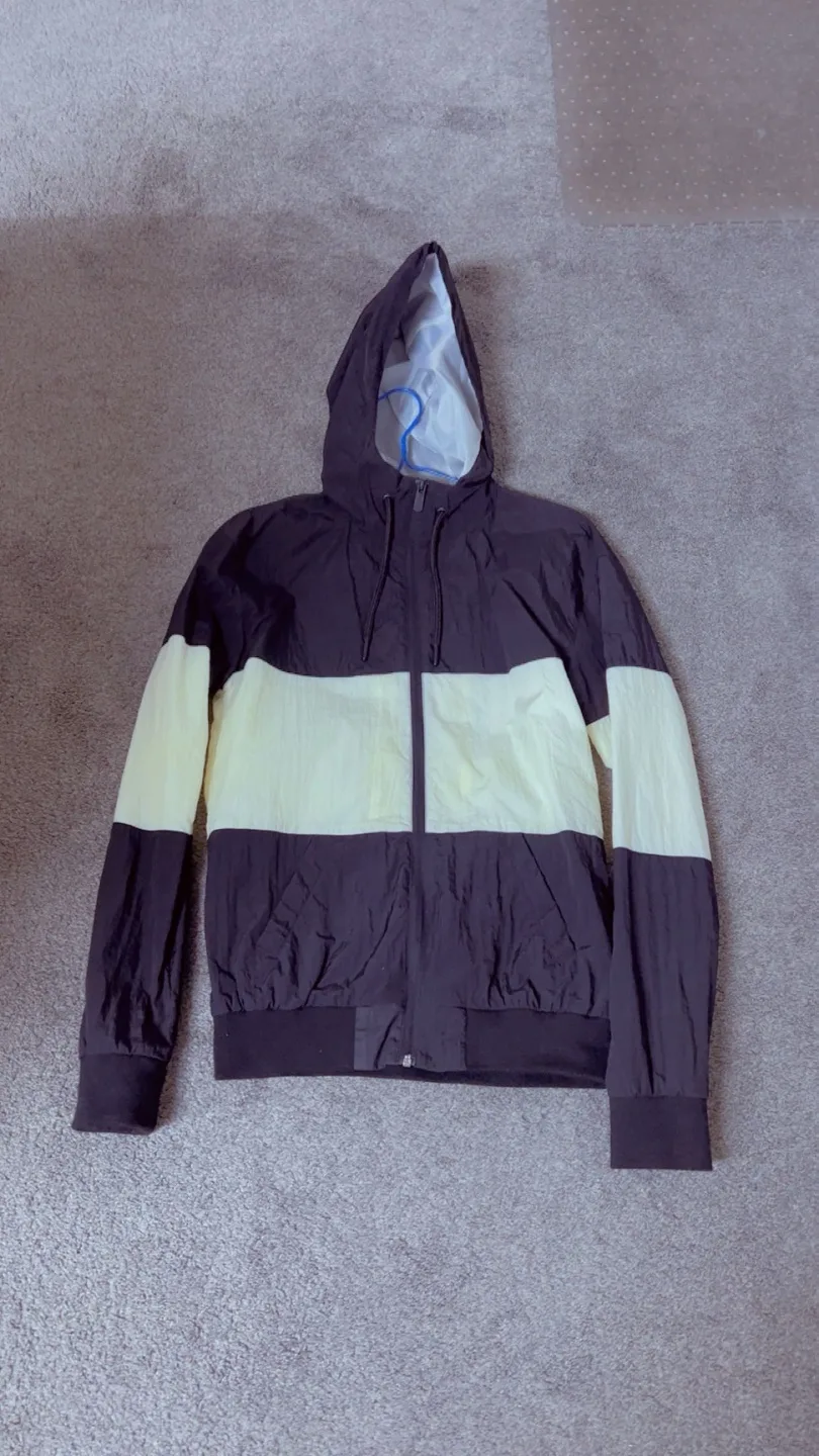 CSG. Black and White Colourblocked Jacket - Size Small image indicator(2)