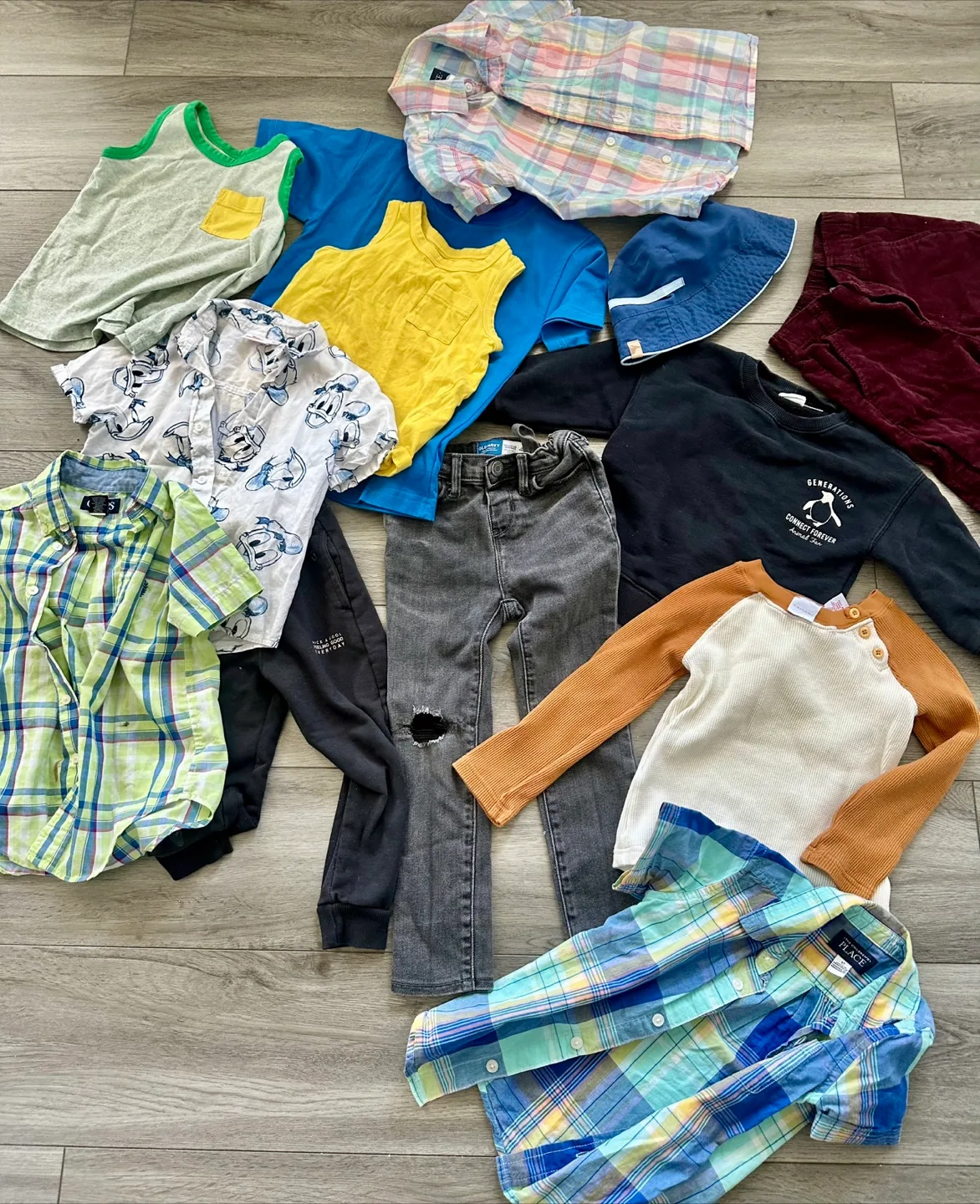 Bundle of Boys' Clothes Size 3T-4T thumbnail