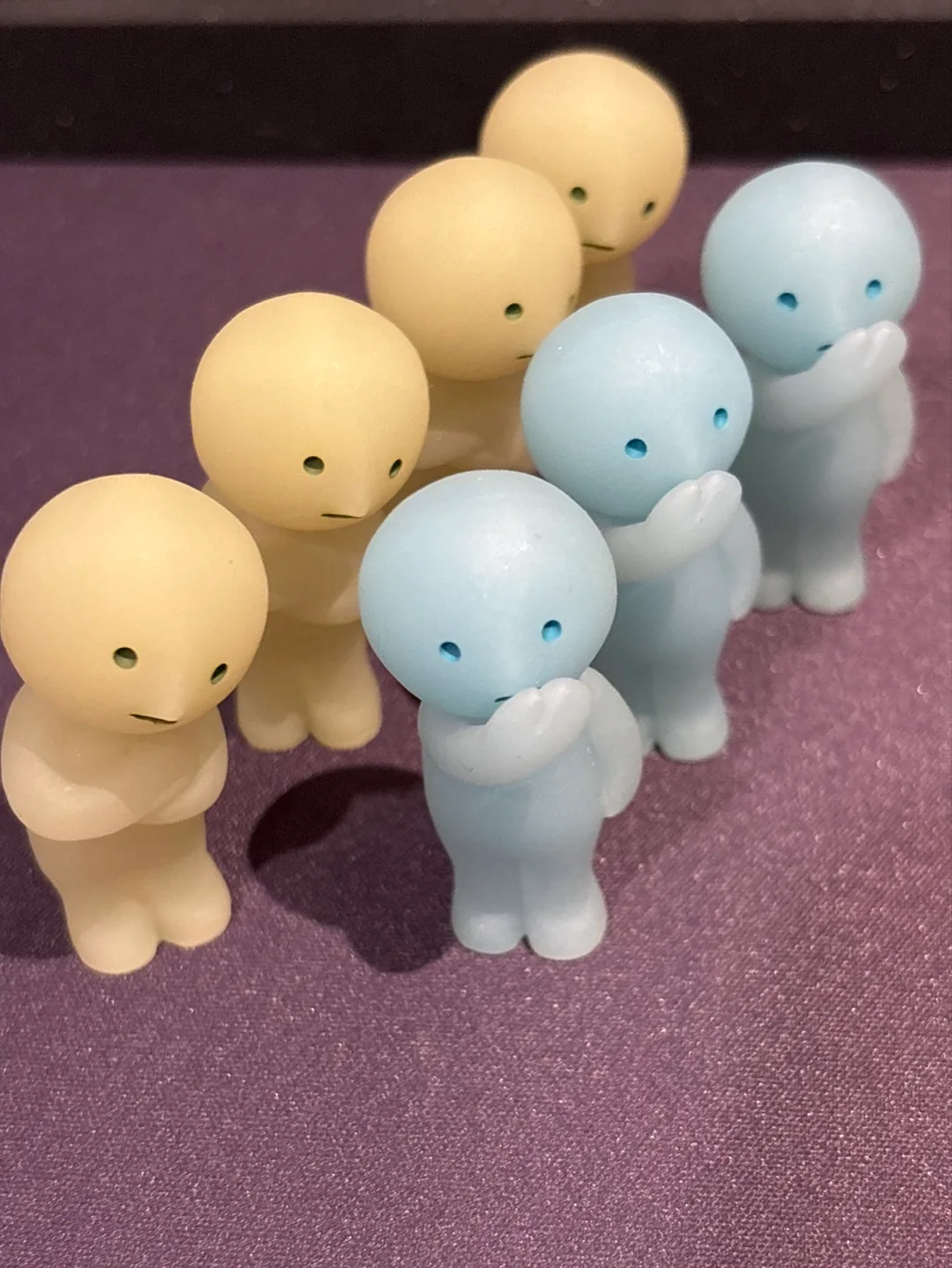 FREE WITH PURCHASE - Smiski Figurines image indicator(2)