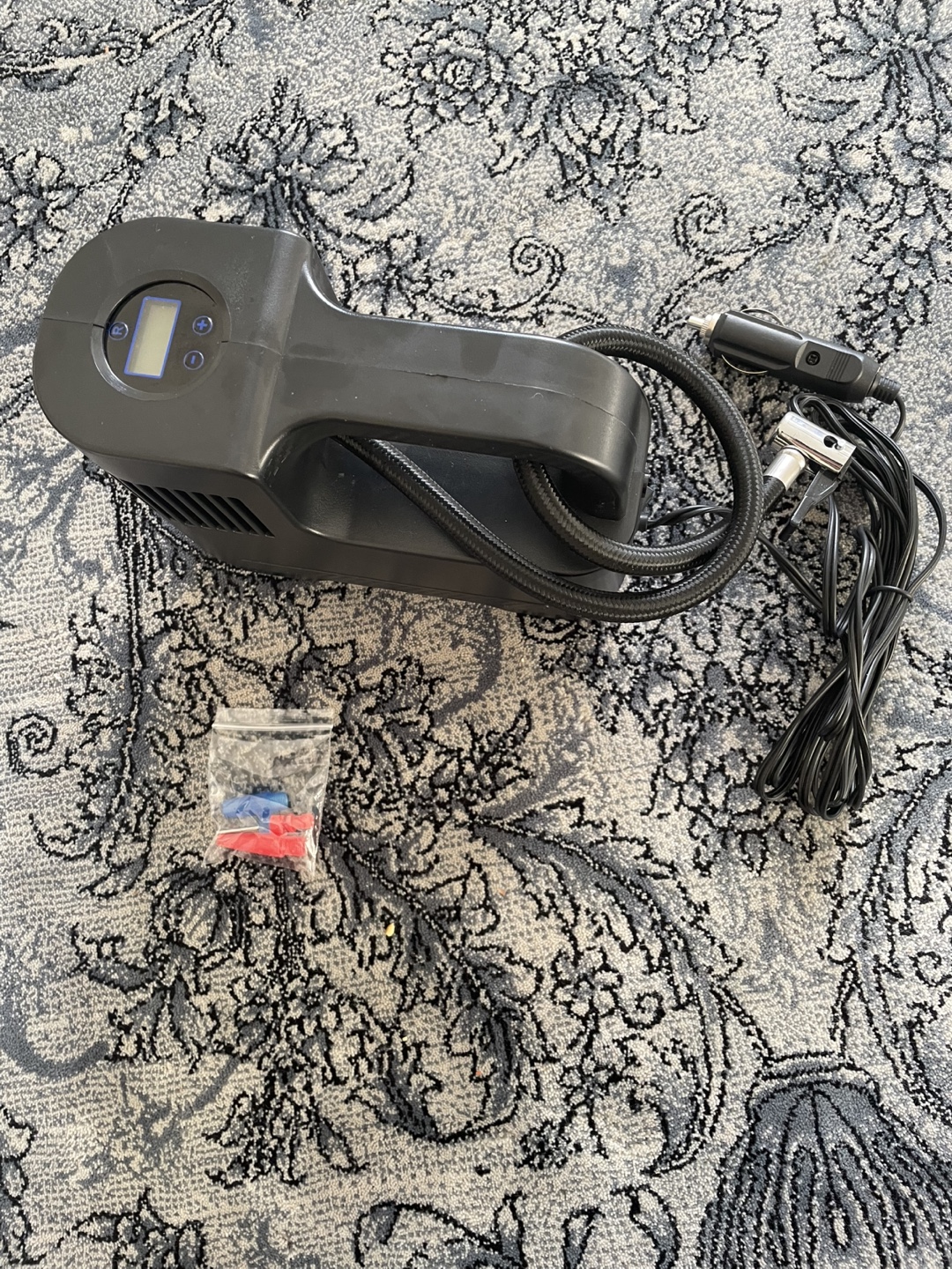 SUITO Portable Digital Tire Inflator - photo 3