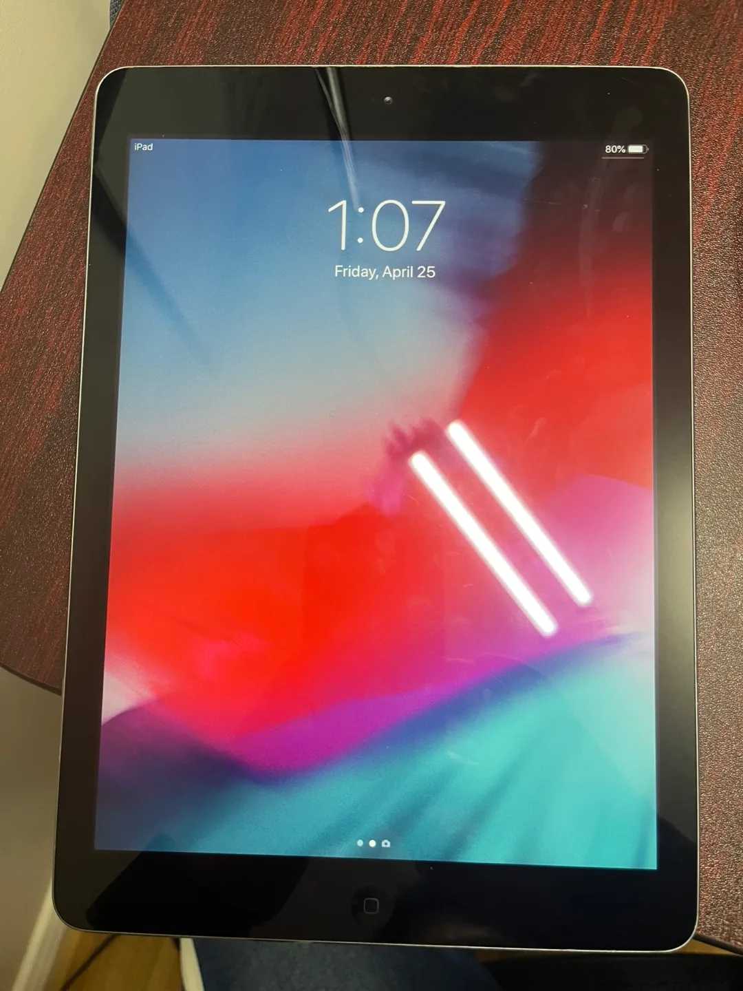 iPad air with Protective Case image indicator(3)