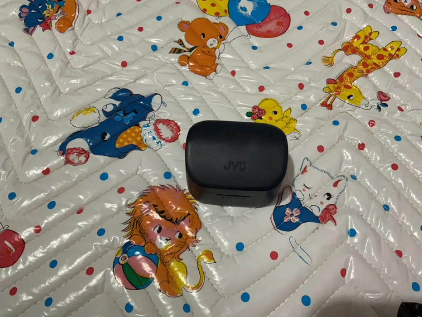JVC Wireless Earbuds thumbnail