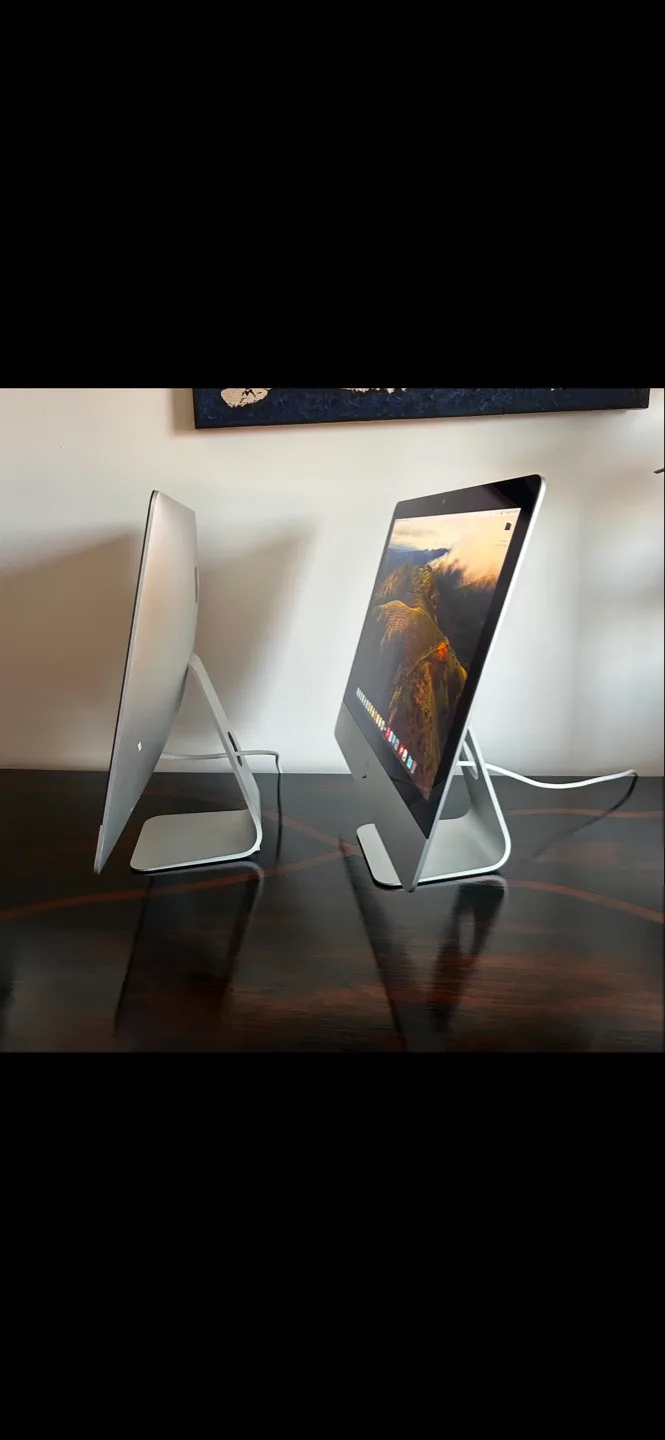 Best Offer! $2000+ Like New iMac 2017 image indicator(3)