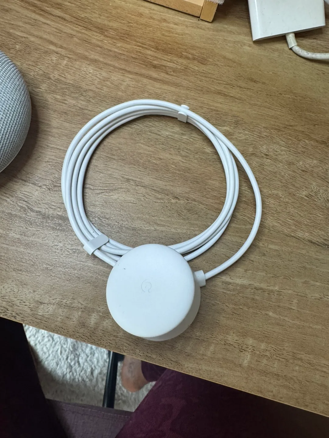 Google Home Mini Smart Speaker - 1st Gen image indicator(3)