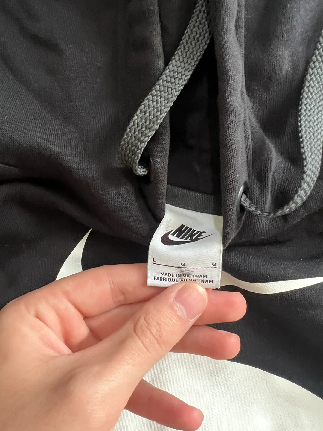 Nike Men's Large Black Hoodie Sweatshirt image indicator(3)