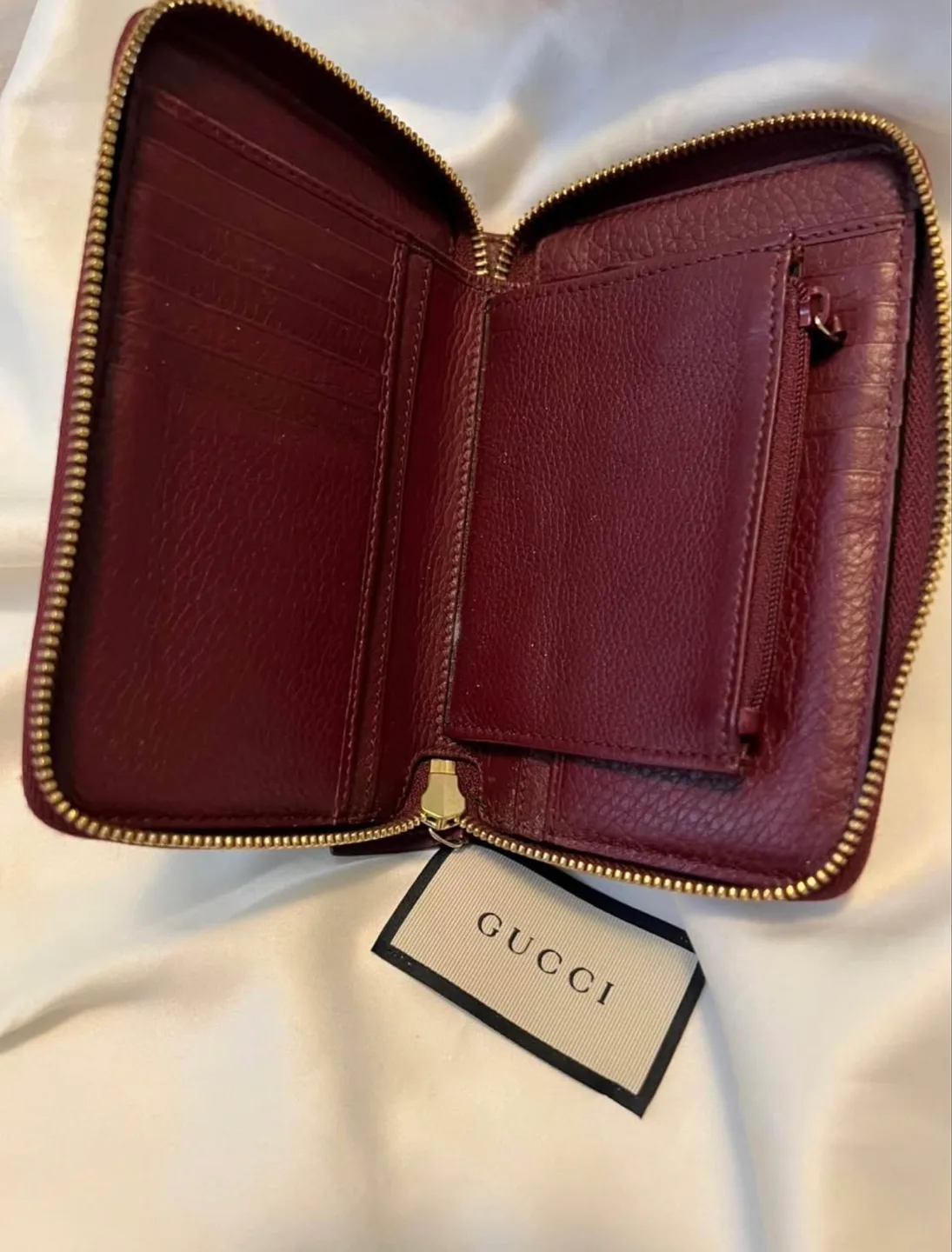 Gucci Zip Around Wallet image indicator(2)