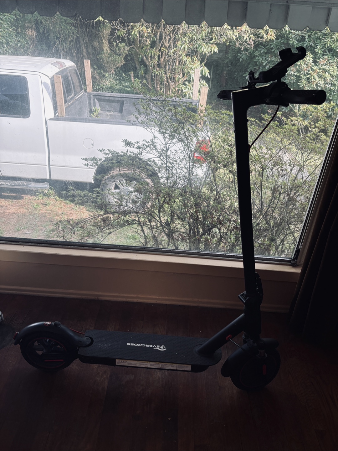 Apollo Explore Electric Scooter