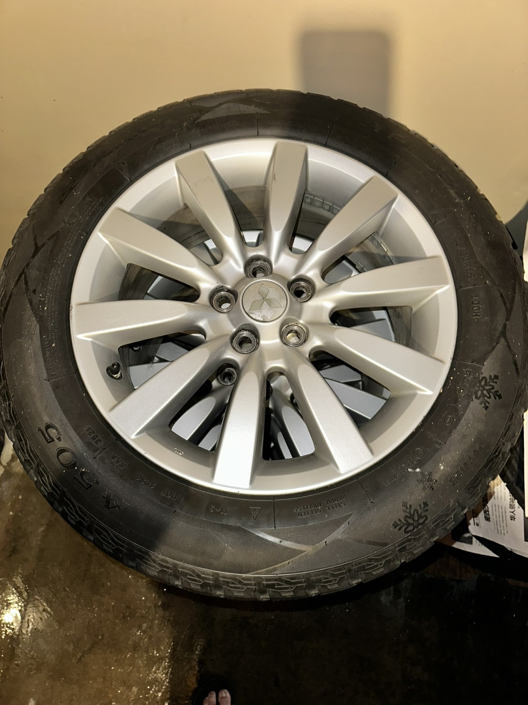 Mitsubishi 18’ Alloy  Rims and Winter Tires - photo 5
