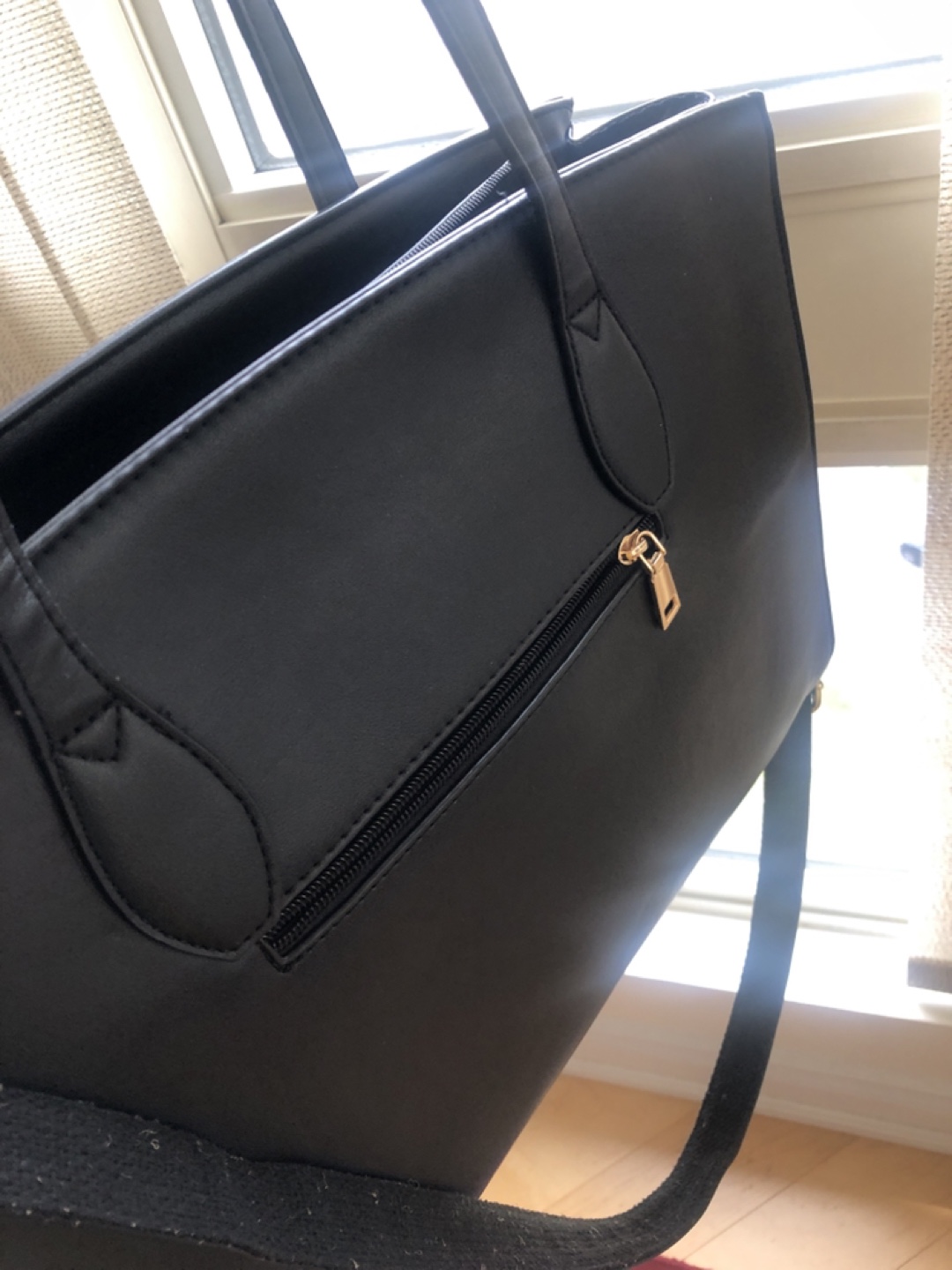 Black Crocodile-Embossed Tote Bag - photo 3