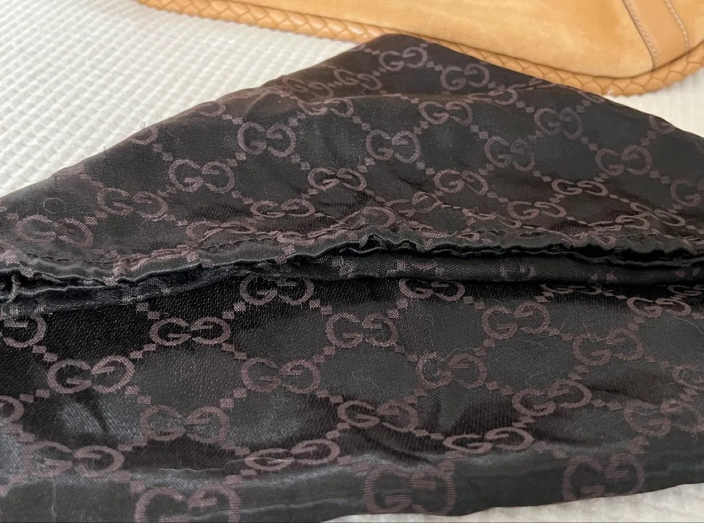 Gucci Britt Suede Hobo Bag (Vintage) image indicator(5)