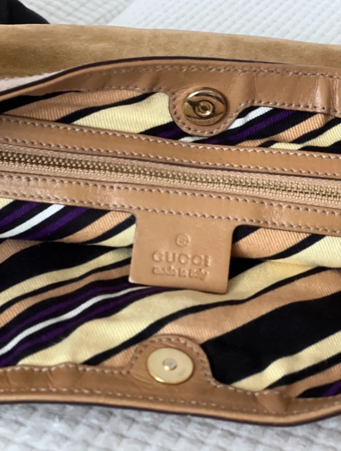 Gucci Britt Suede Hobo Bag (Vintage) image indicator(6)