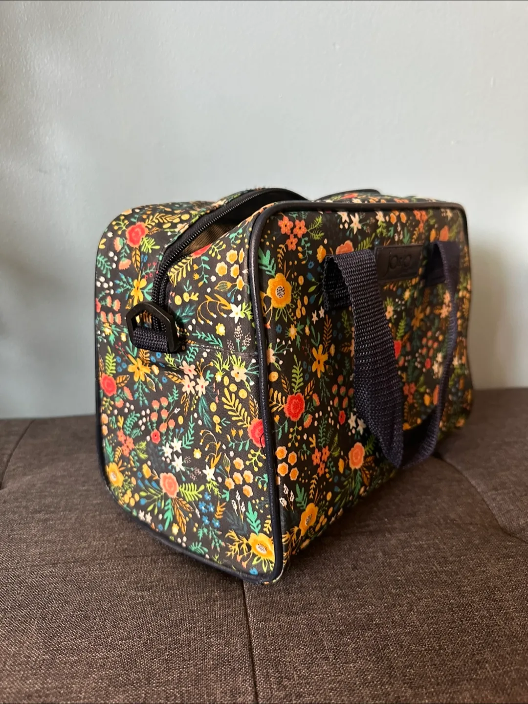 Pretty floral gently used lunch bag image indicator(2)