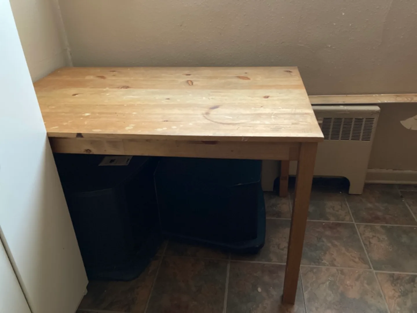 Small Wooden Table image indicator(3)