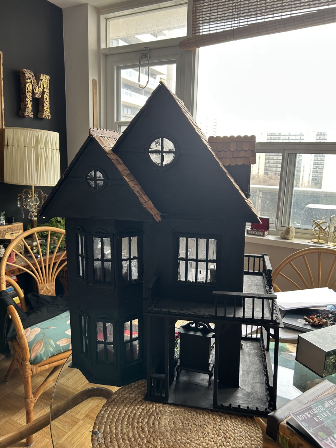 Gothic Victorian Dollhouse includes furniture - photo 3