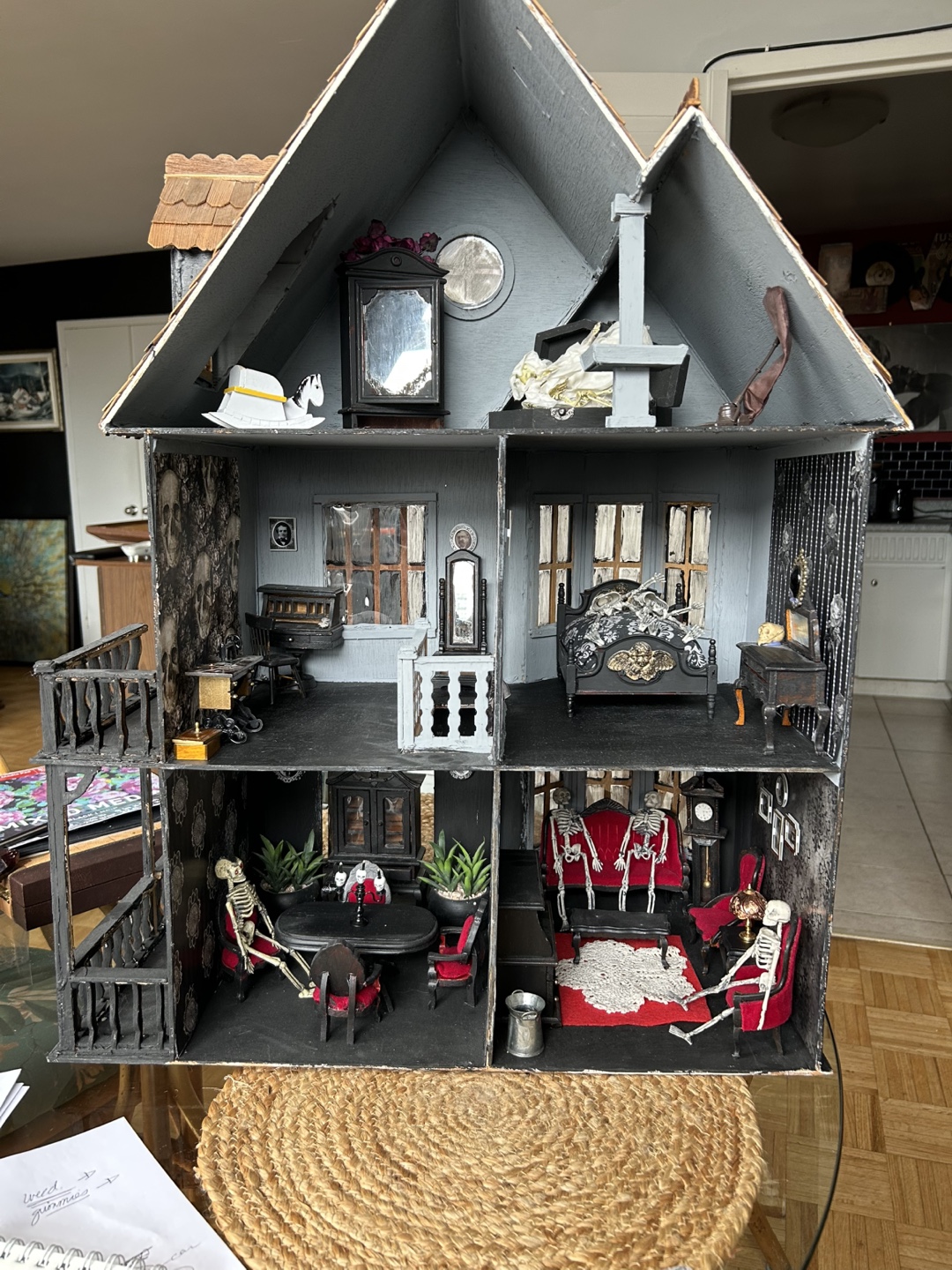 Gothic Victorian Dollhouse includes furniture - photo 5
