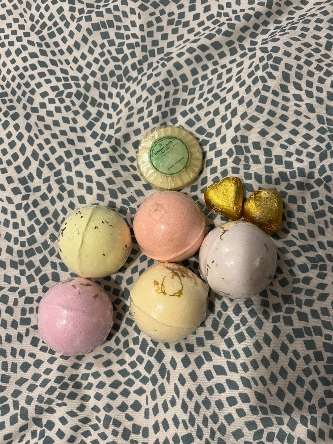 Bath Bomb Bundle + Soap