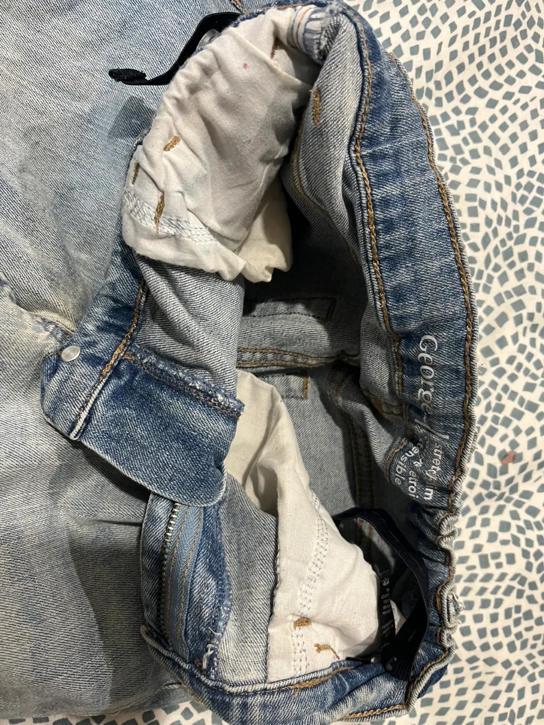 Light Wash Jeans Size 7 image indicator(3)