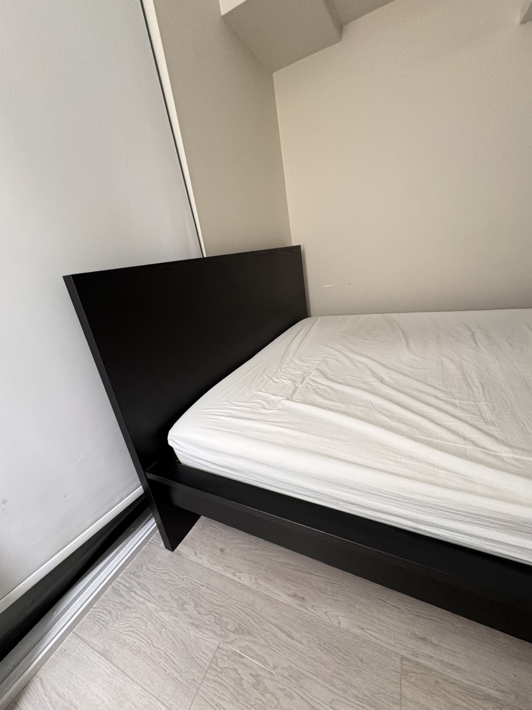 IKEA MALM Black-Brown Queen Bed Frame - photo 3