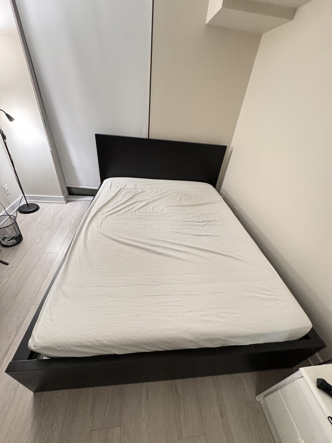 IKEA MALM Black-Brown Queen Bed Frame - photo 2