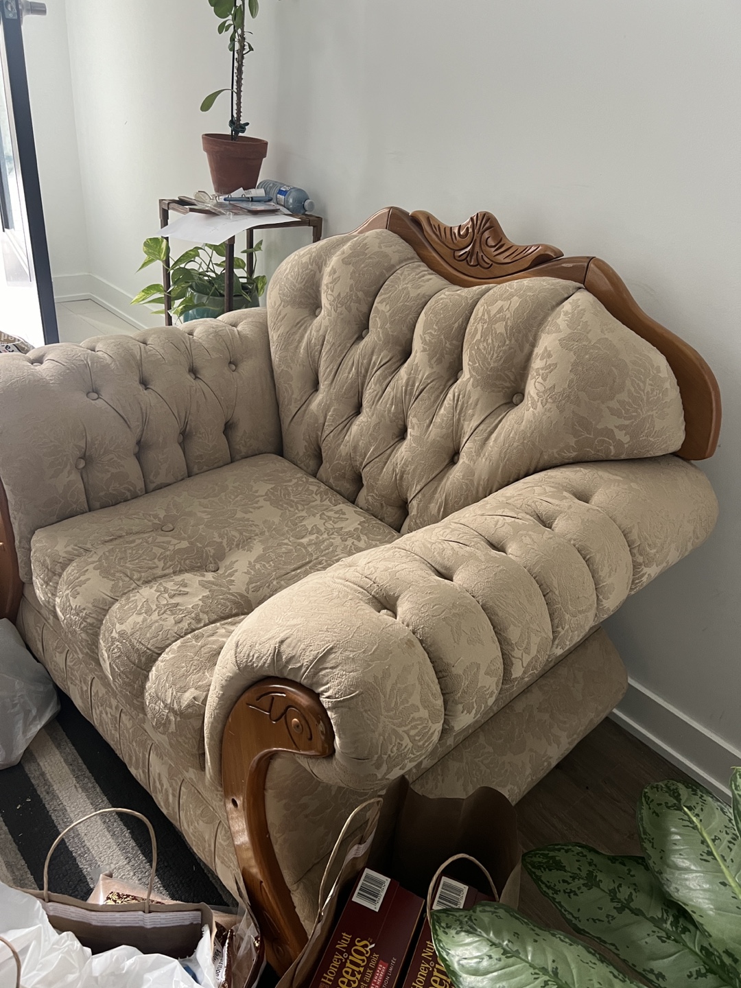 Vintage Floral Accent Chair and Sofa - photo 2