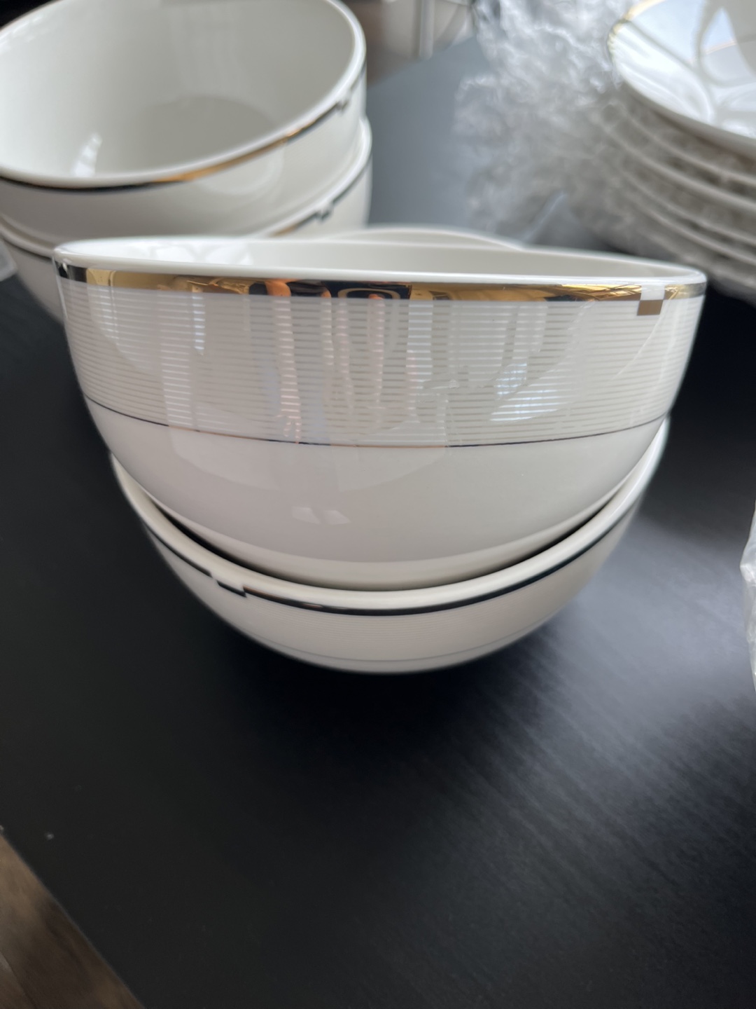 Elegant 12-Piece Dinnerware Set with Gold Accents - photo 3