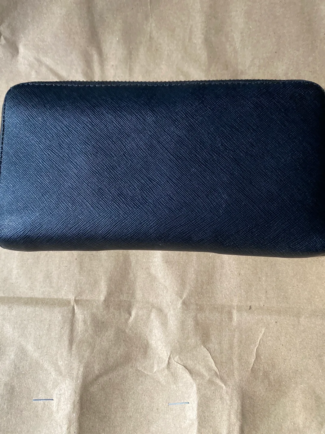 DKNY Black Zip Around Wallet image indicator(3)