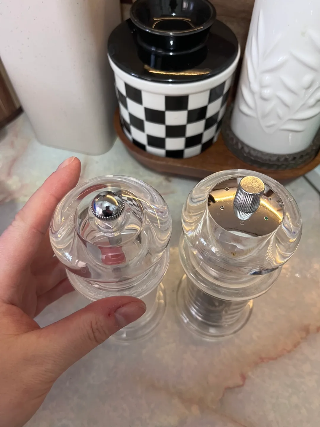 Clear Acrylic Salt and Pepper Grinders image indicator(3)