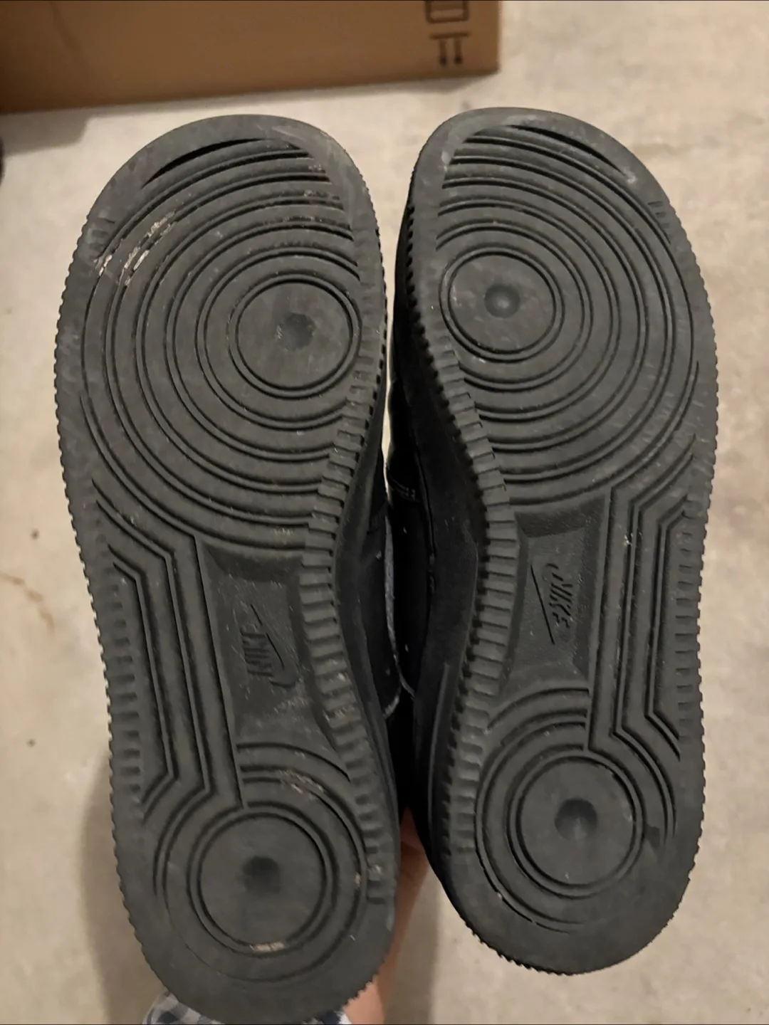 Nike Air Force 1 '07 All Black Sneakers image indicator(4)