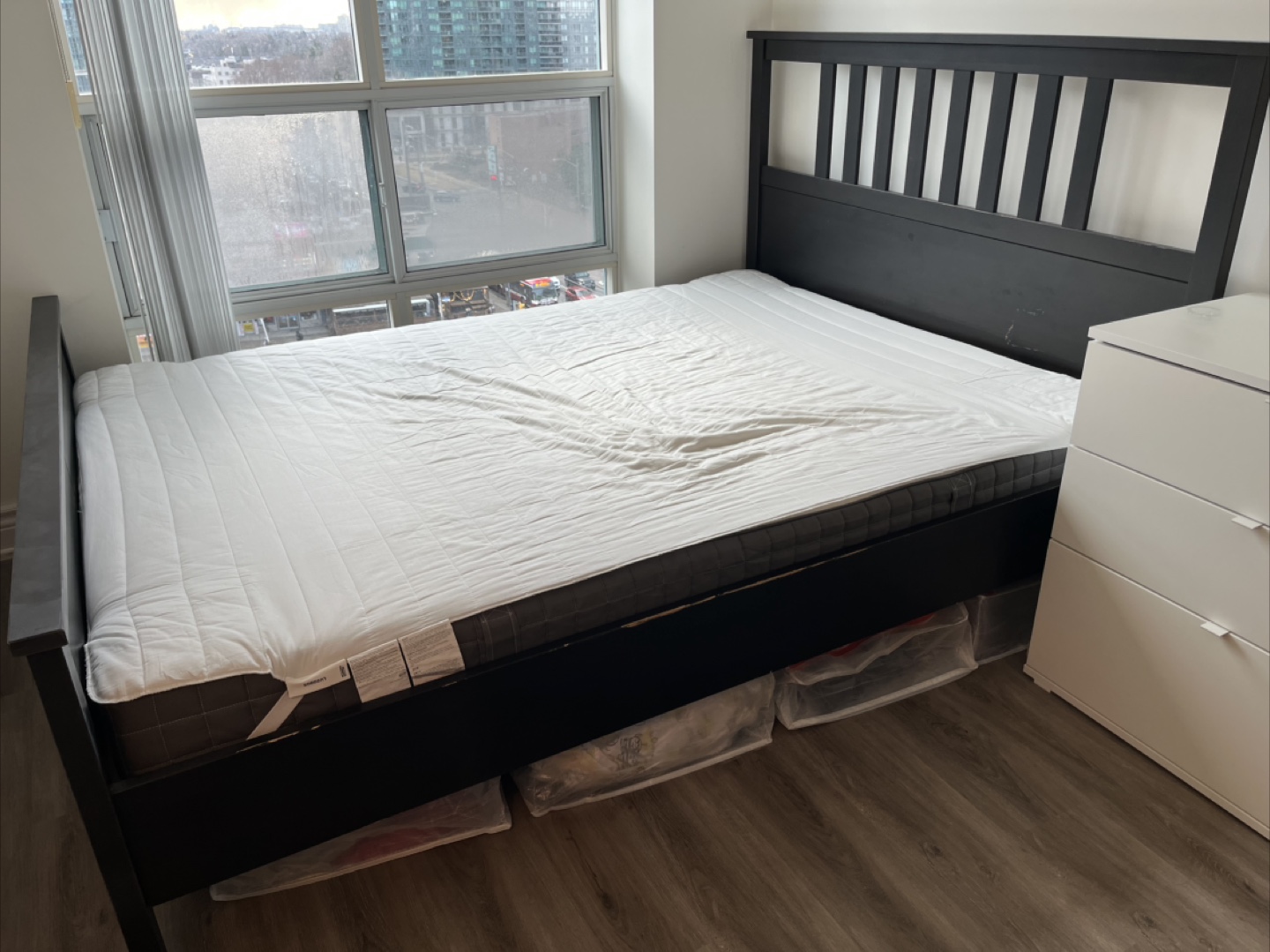IKEA Mattress- Queen Size