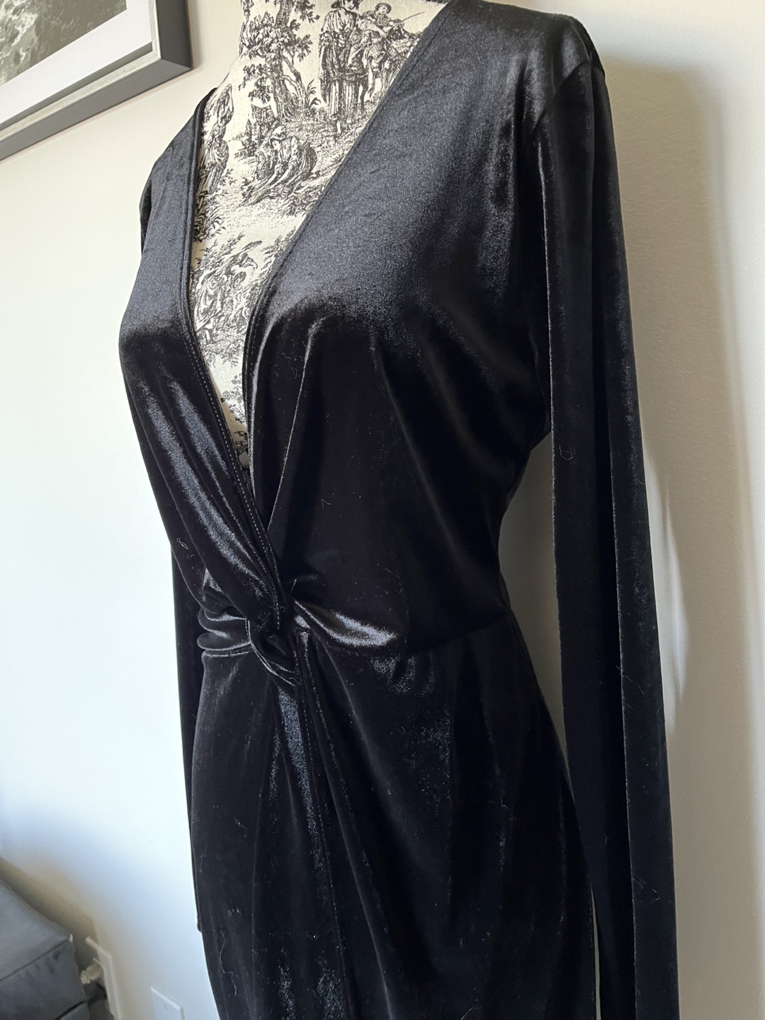 Black Velvet Mini Dress with Knot Detail - photo 2