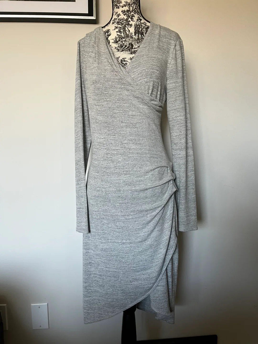 Grey long sleeve midi dress thumbnail