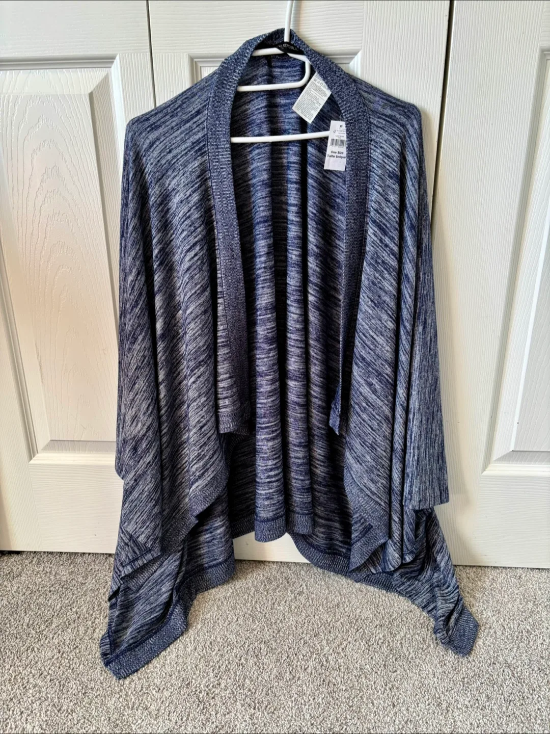 Banana Republic One Size Shawl thumbnail