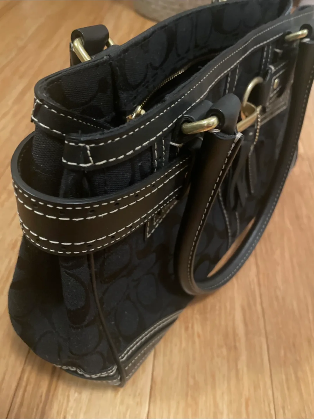 Coach Black Signature Handbag image indicator(3)