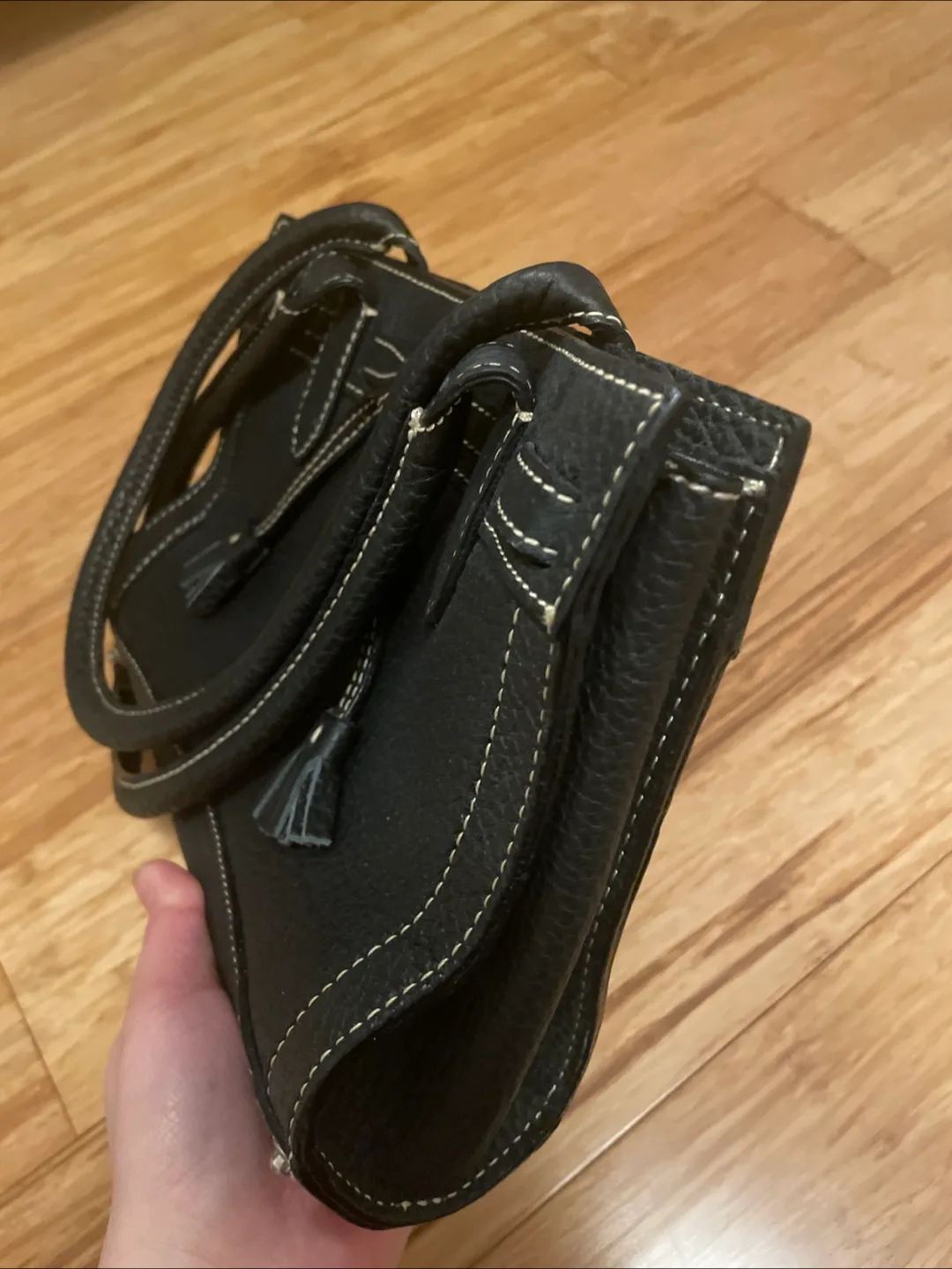 Dooney & Bourke Black Leather Handbag image indicator(4)