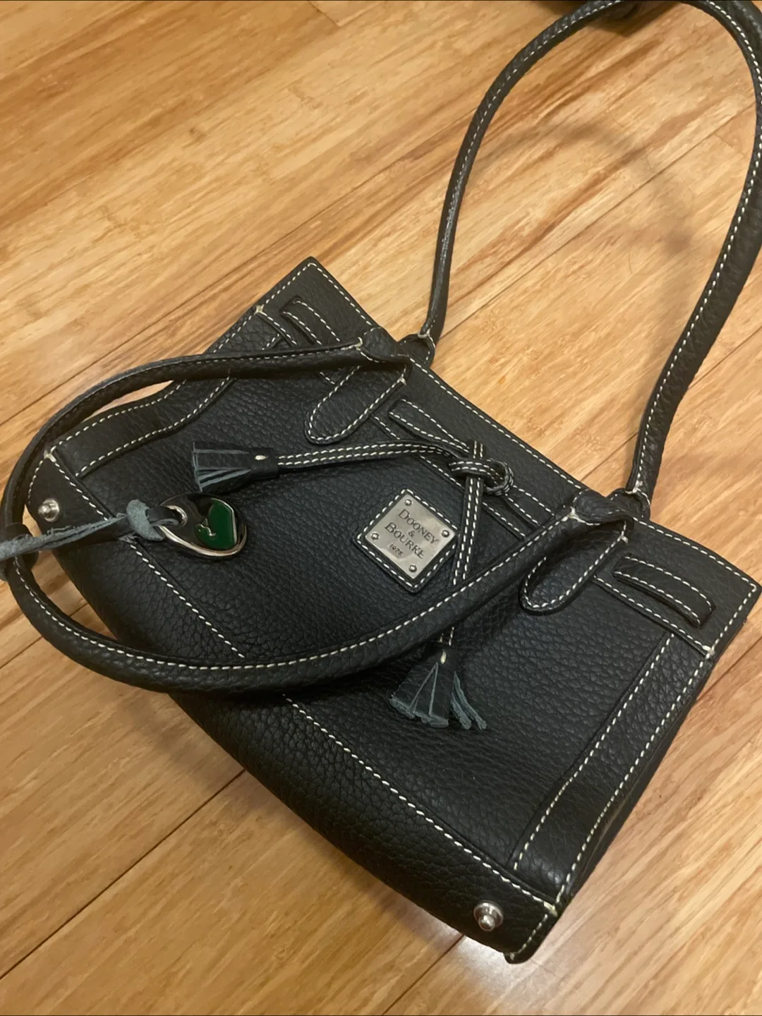 Dooney & Bourke Black Leather Handbag image indicator(3)
