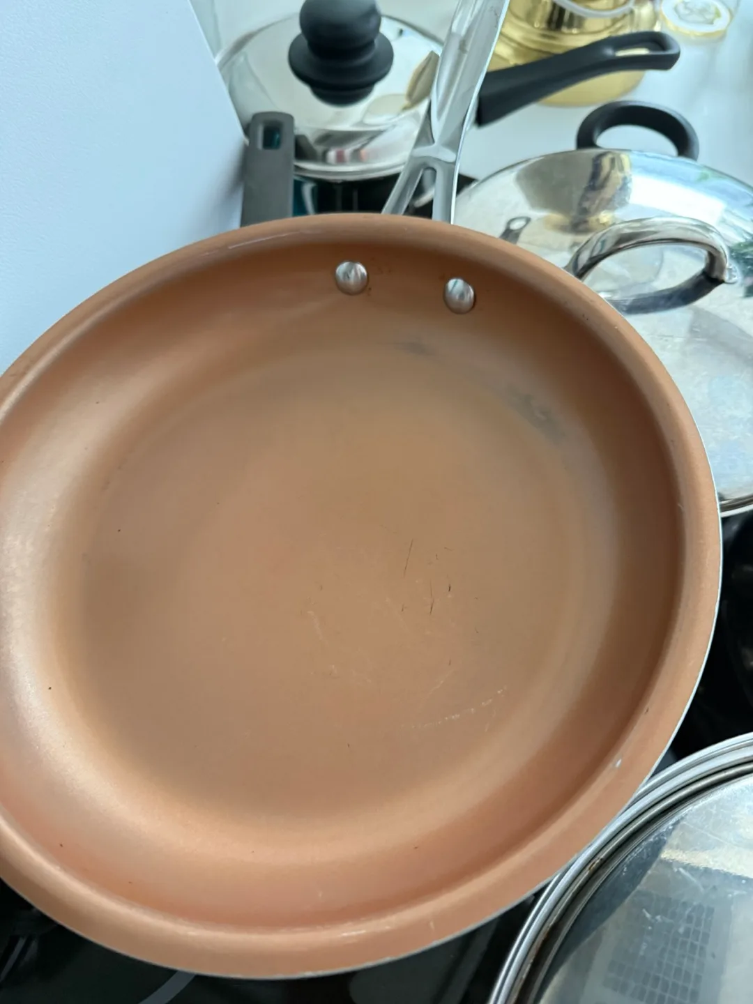 Free Electric Kettle and Cookware Set image indicator(4)