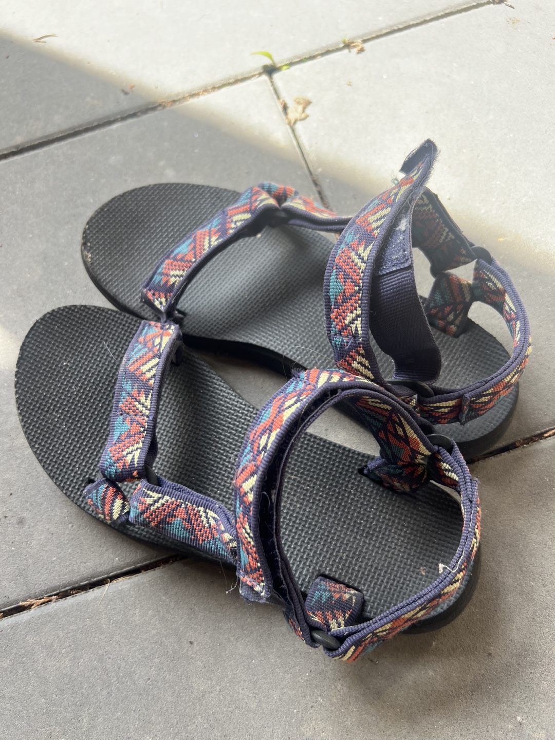 Teva Women’s Sandals size 8 - photo 2