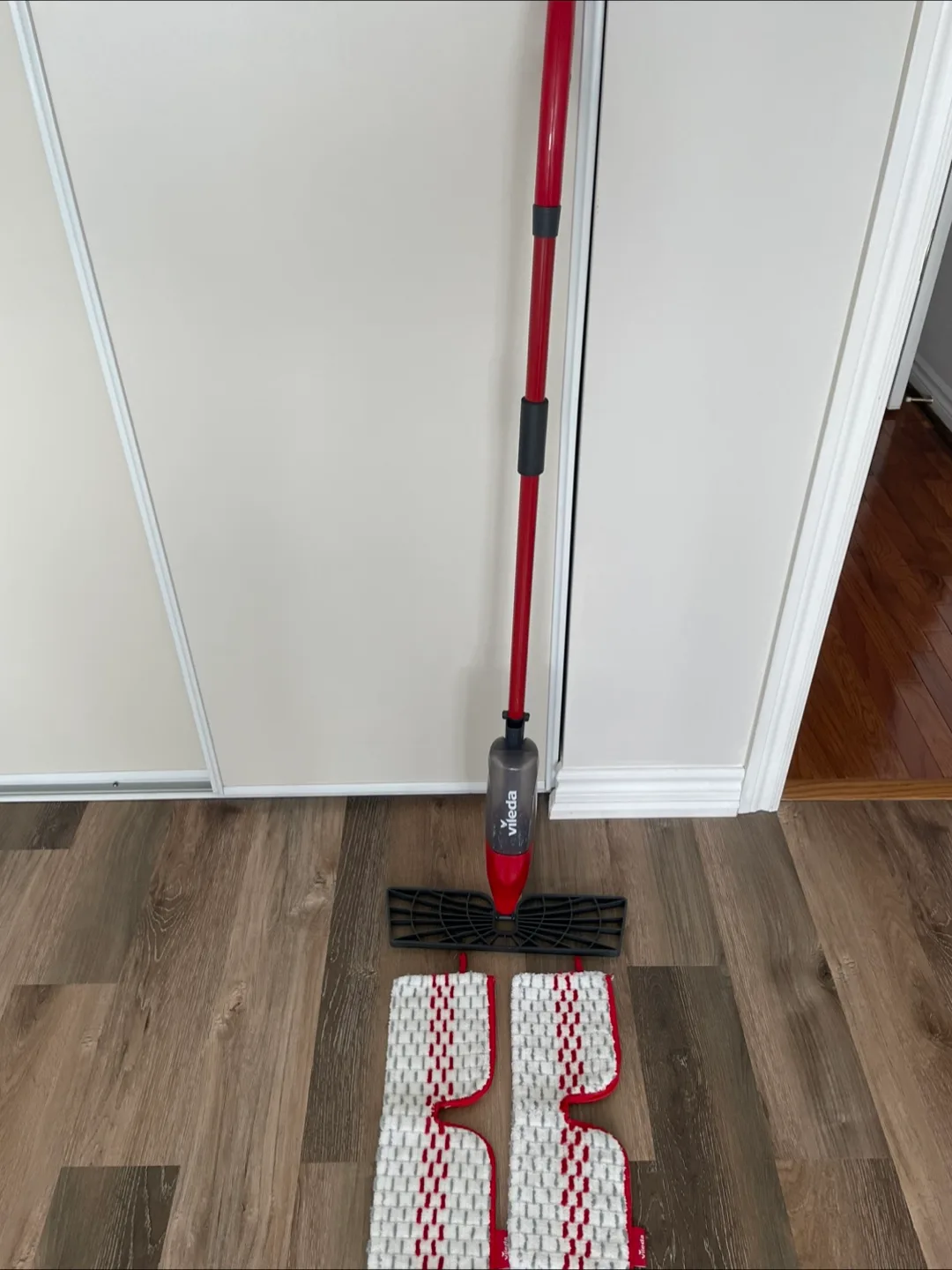 Vileda EasyWring Spin Mop and Bucket System thumbnail