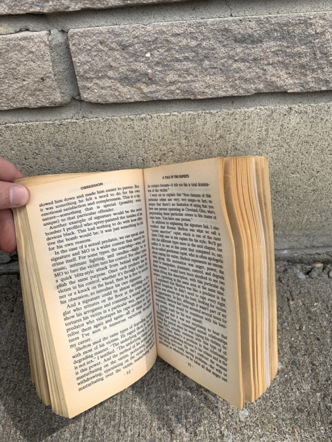 (BOOK) Obsession : The FBI's Legendary Profiler Probes. - photo 5