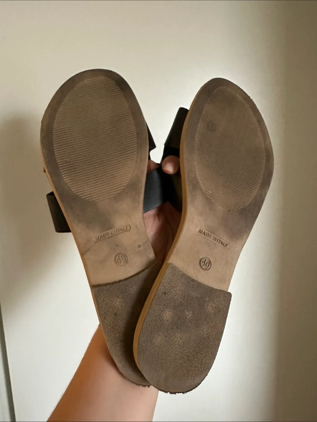 Steve Madden Black Leather Sandals image indicator(2)