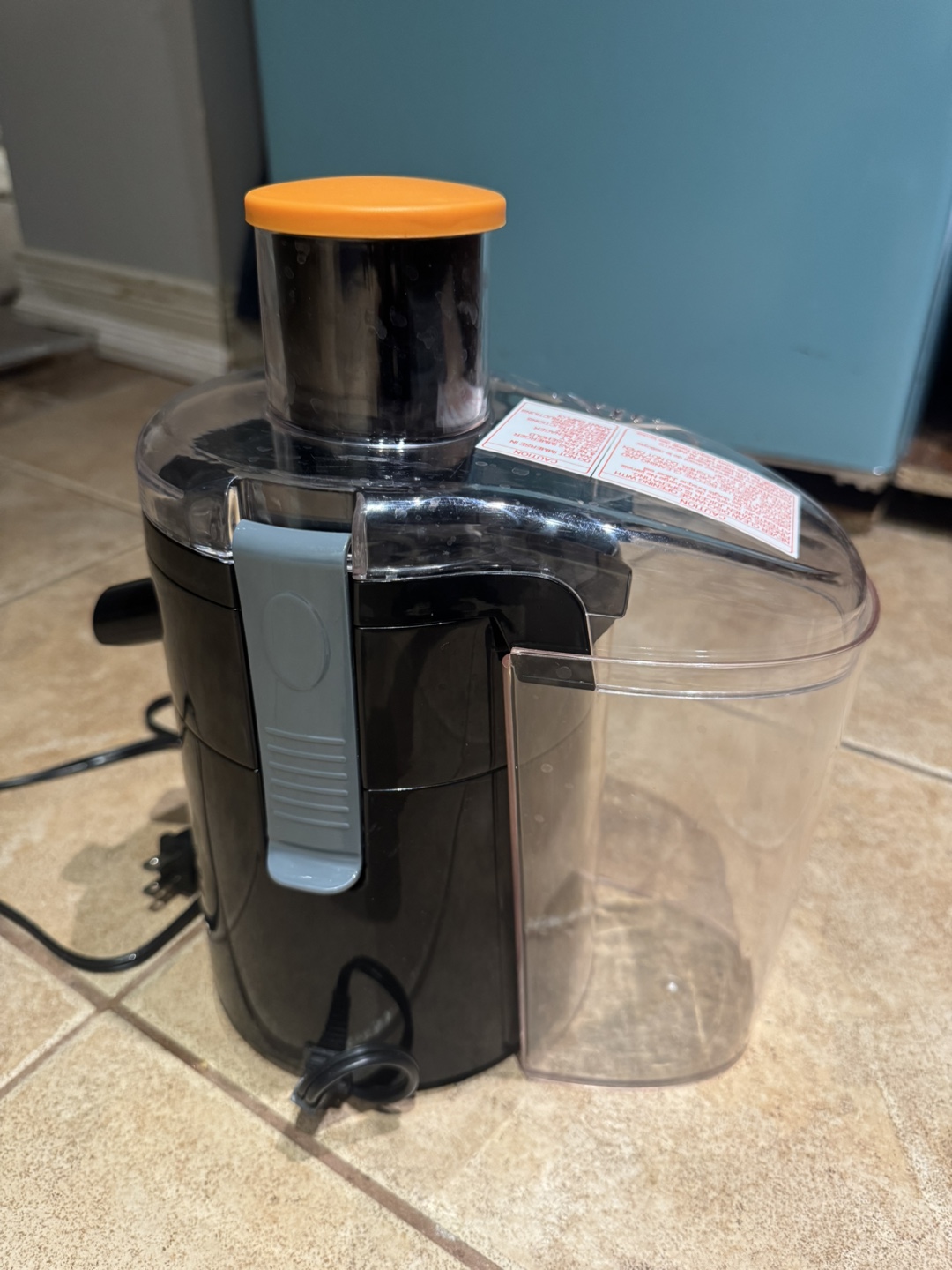 Black and Orange Citrus Juicer