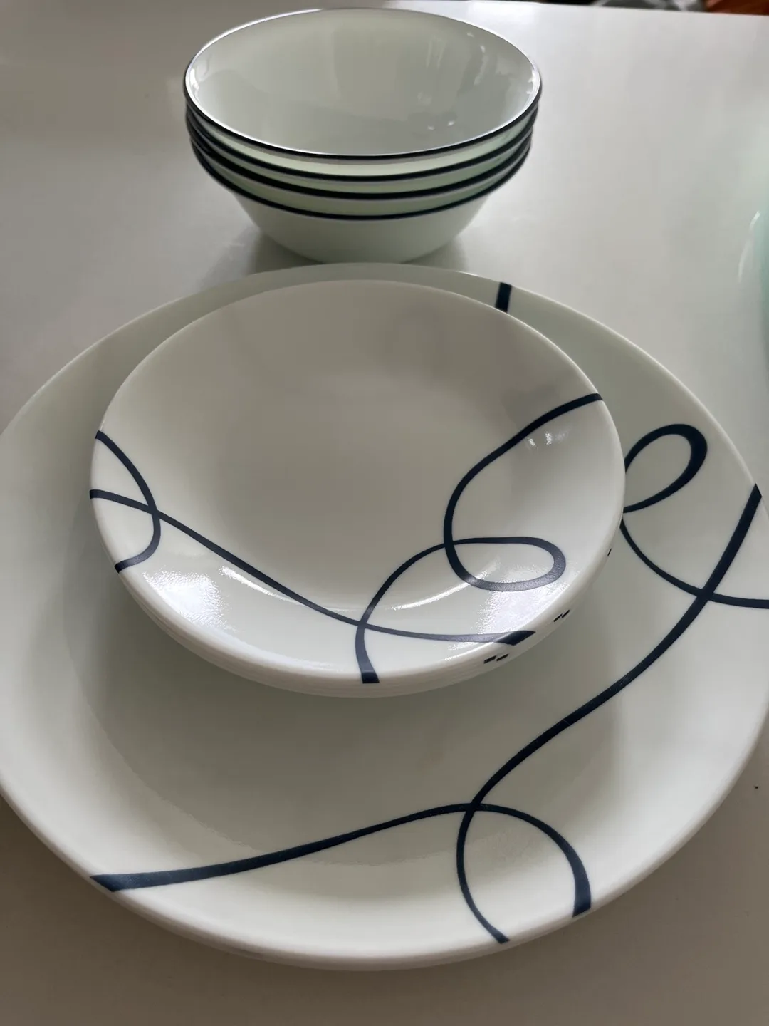 Corelle Swirl Dinnerware Set image indicator(2)