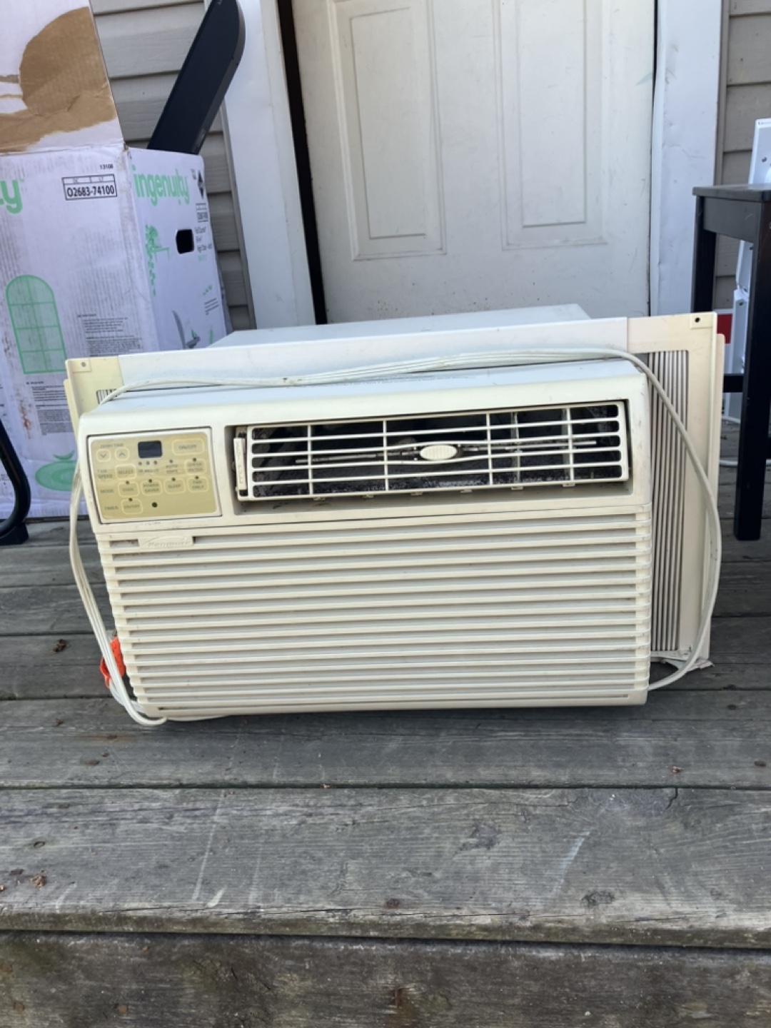 Used air conditioning
