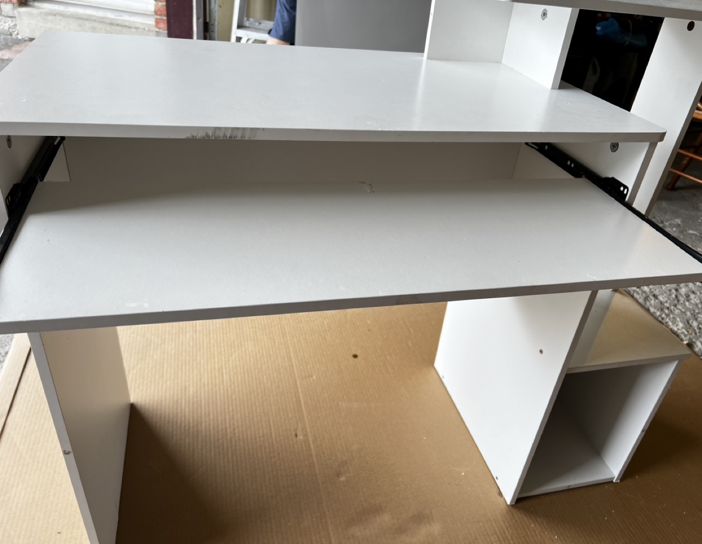 White Computer Desk with Keyboard Tray and Shelf - photo 3