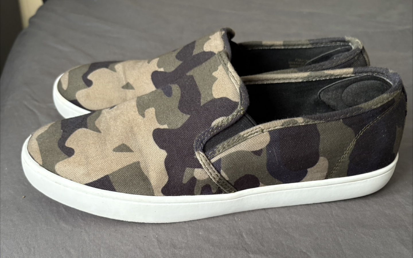 Mix No. 6 Camo Slip-On Sneakers size 7.5 - photo 2