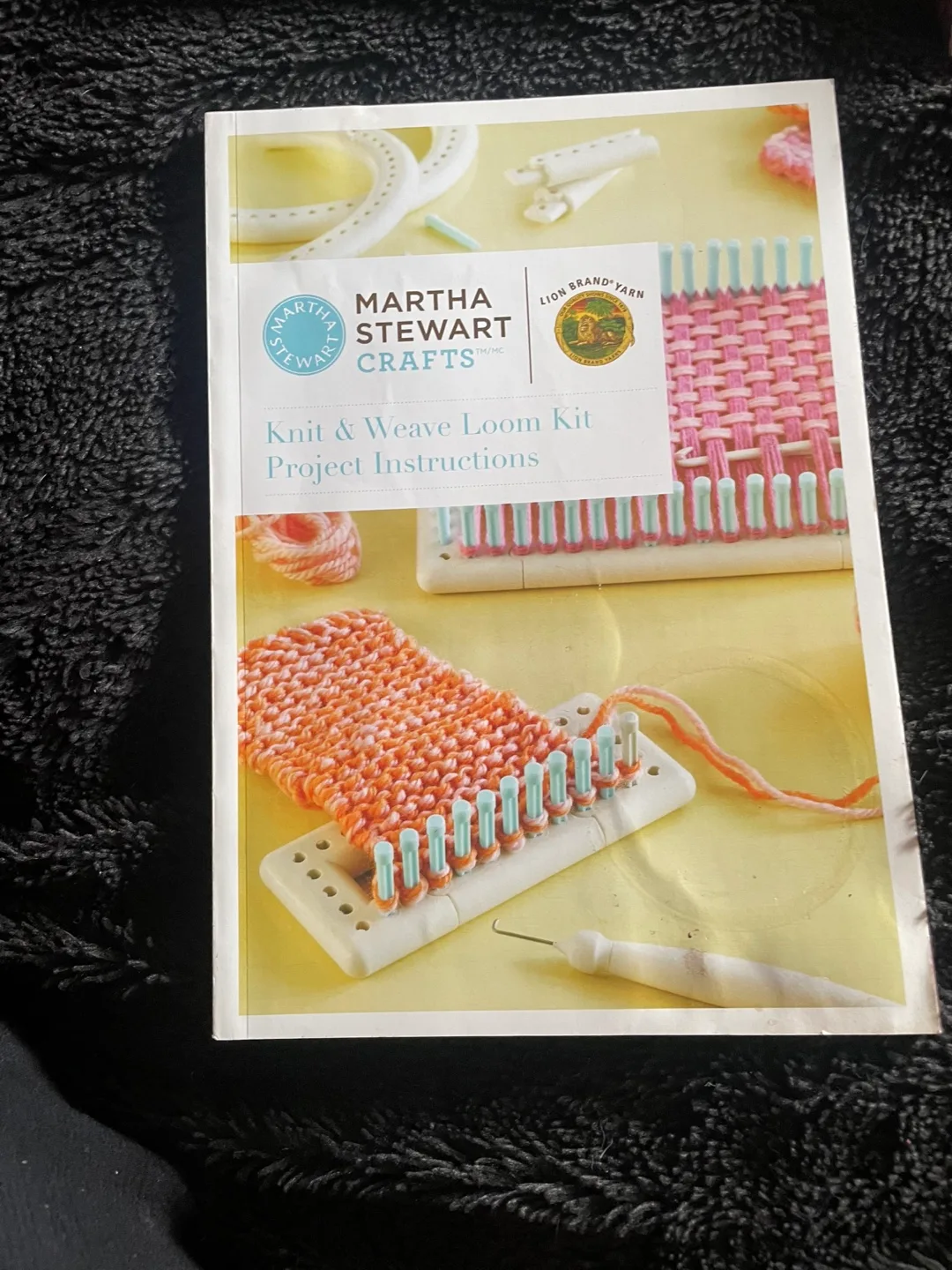 Martha Stewart Crafts Knit & Weave Loom Kit Instructions thumbnail