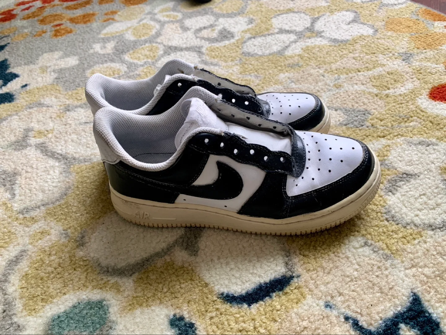 Nike Air Force 1 '07 Low Black/White Sneakers image indicator(5)