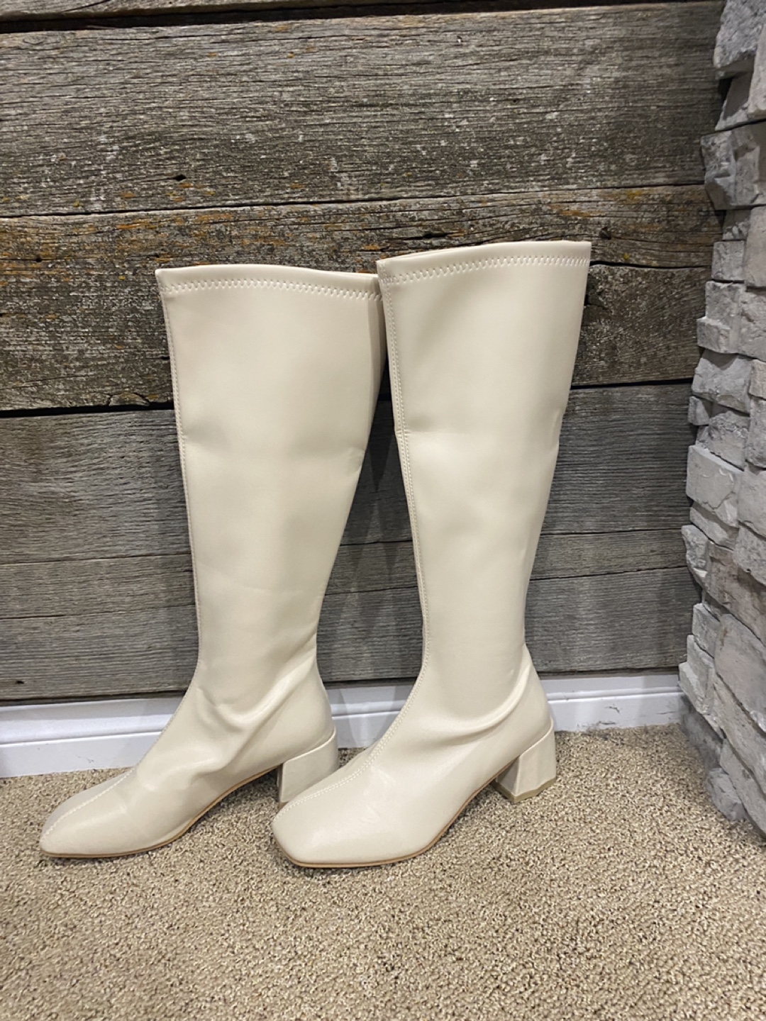 Brand New Cream-Coloured Fashion Boots – Size 39 - photo 5