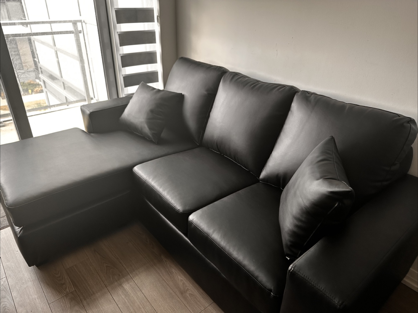 Black Leather Sectional Sofa - photo 3